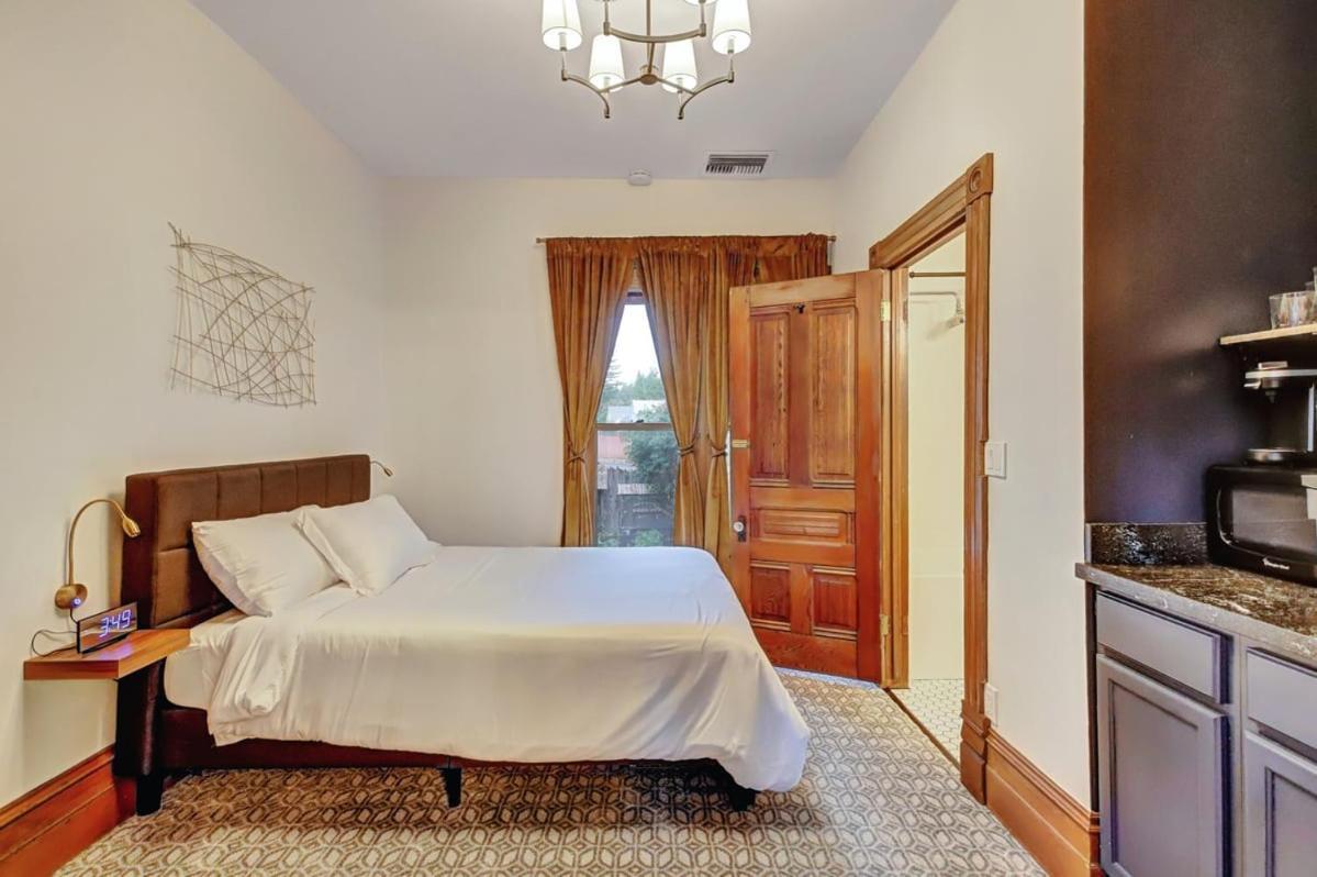 Golden Dreams Inn Grass Valley Kamer foto